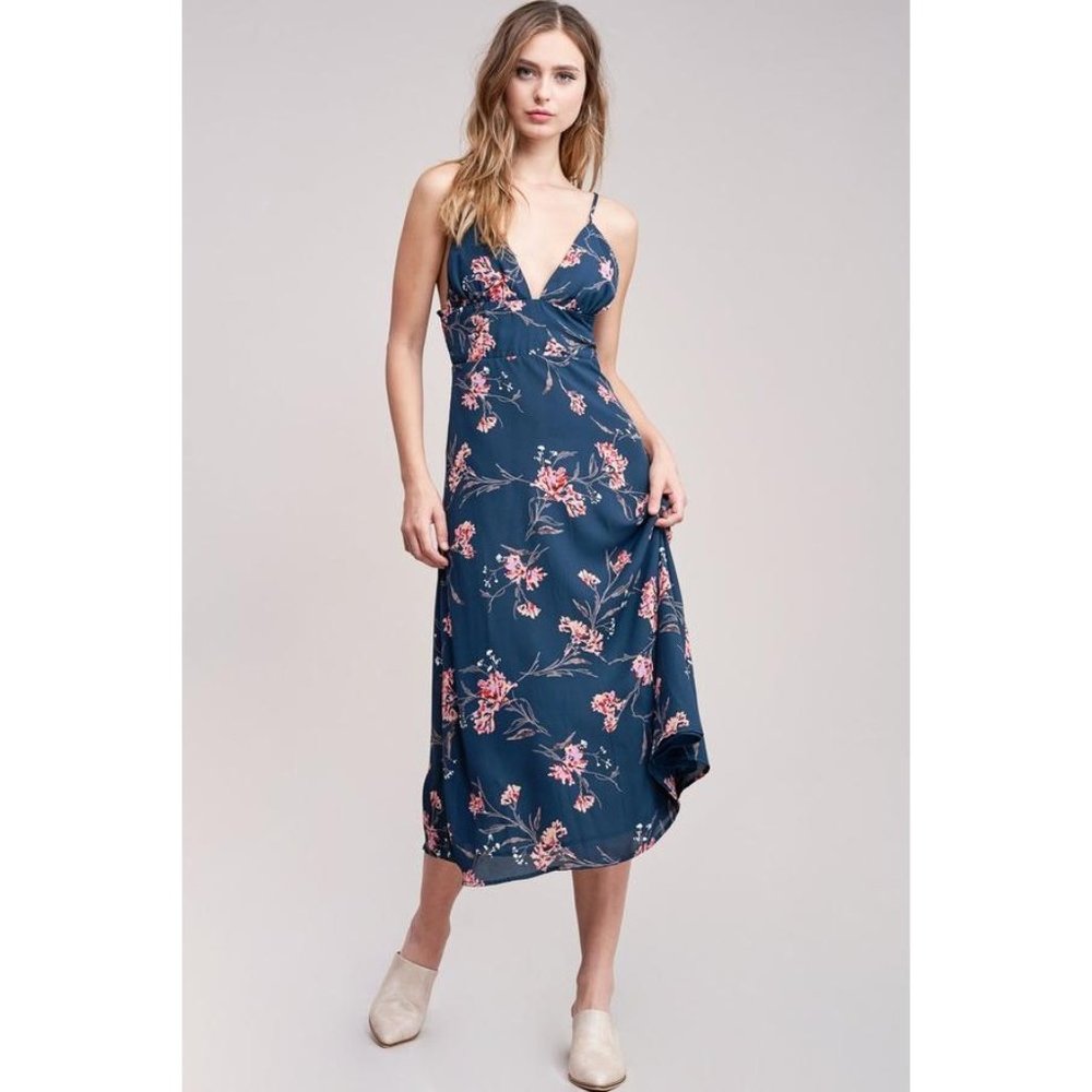 No Rest for Briget Arrays Slip Dress M Blue Floral Midi Lined NWT Discontinued